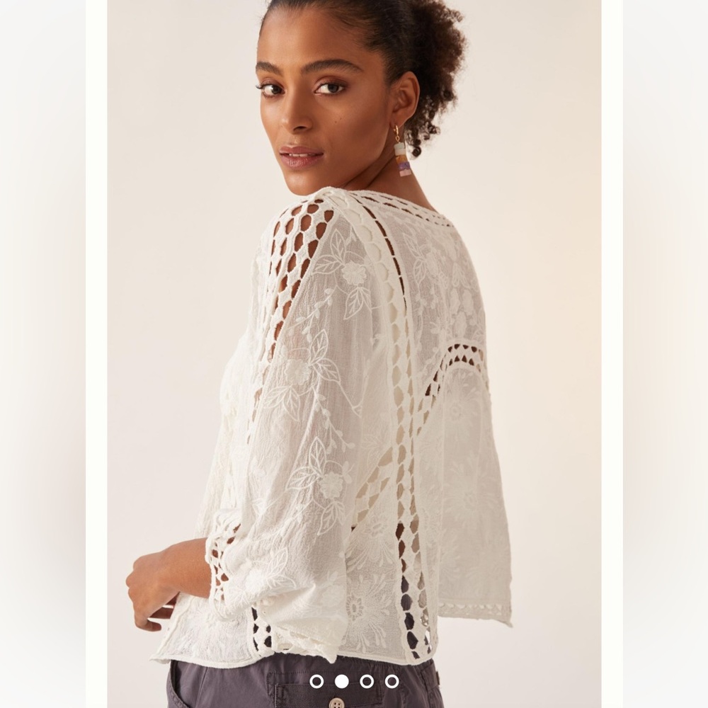 Anthropologie floral lace inset kimono